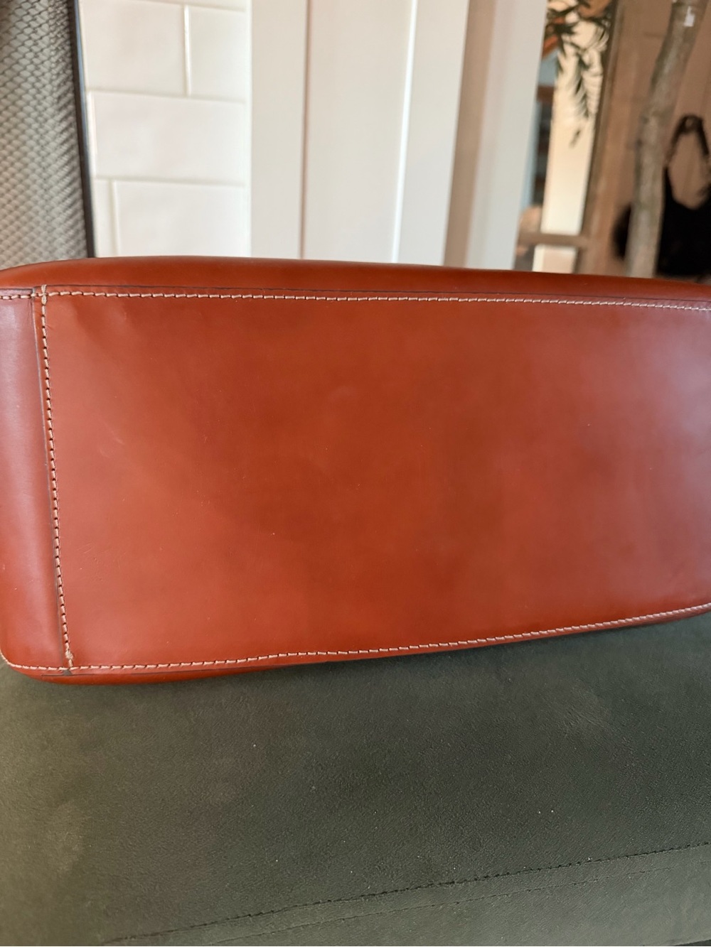 Dooney & Burke Alto Camilla LARGE - Picture 6 of 10